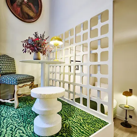 De Conti - Renove Hotel Paris