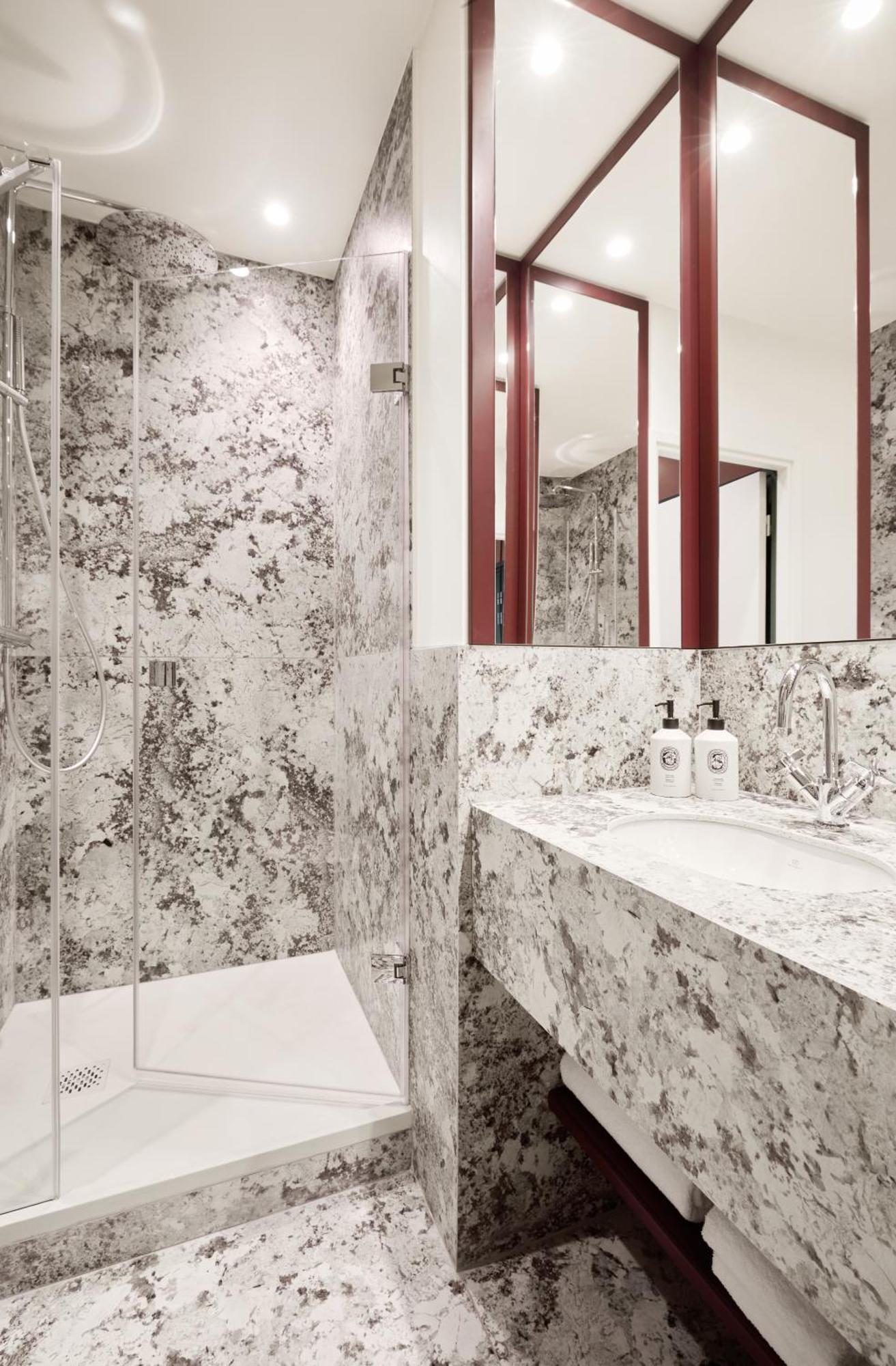 Hotel De Conti - Renove 4*