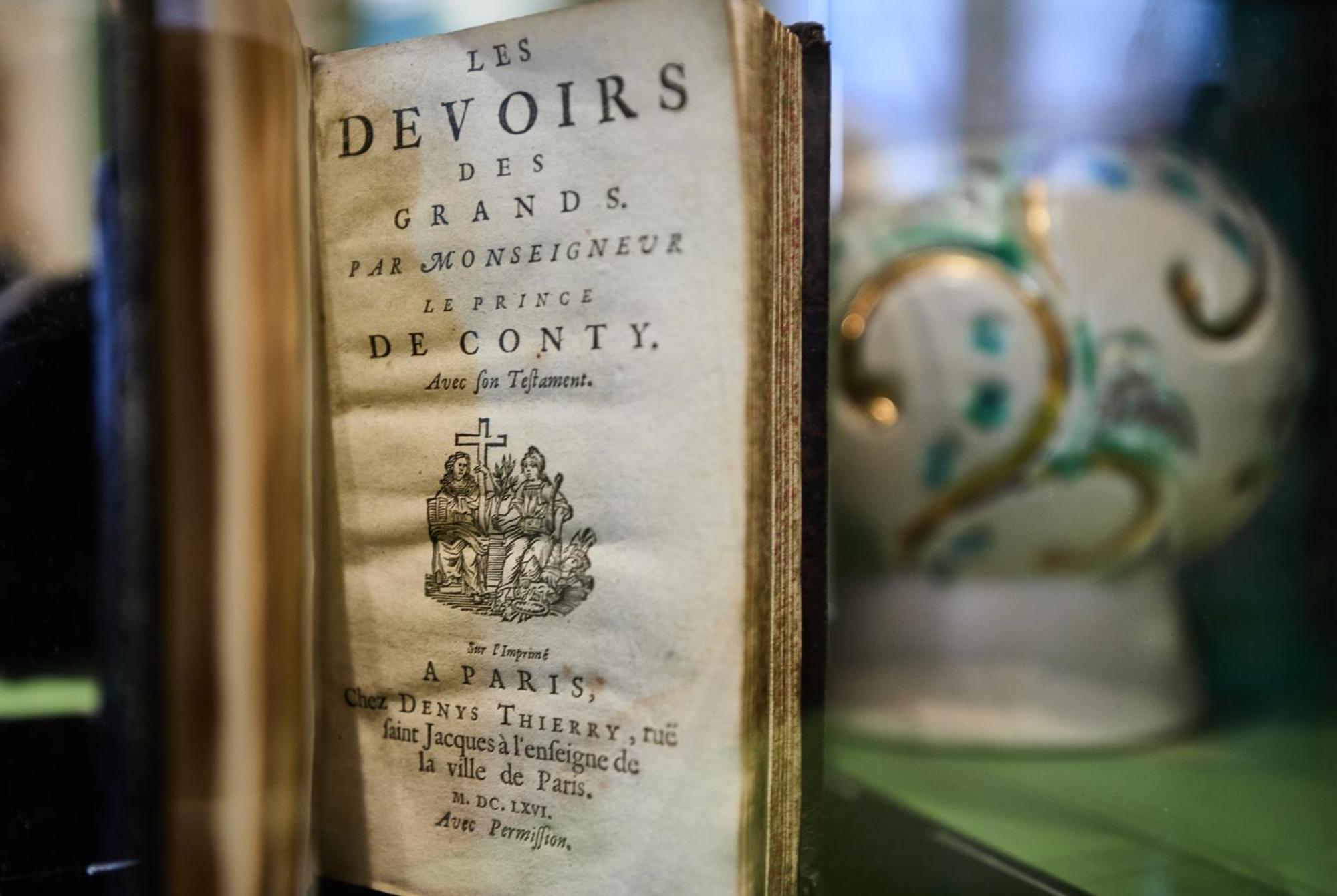 Hotel De Conti - Renove Paris