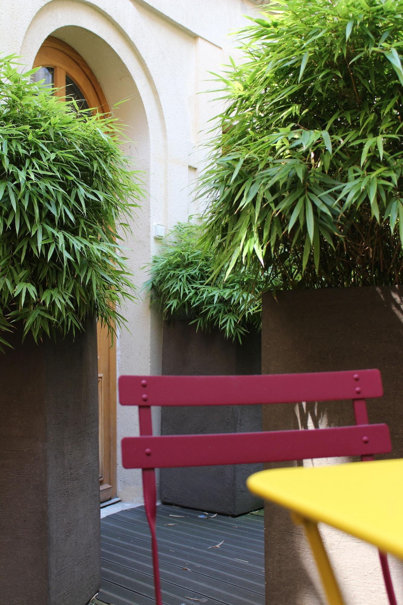 Hotel De Conti 3*